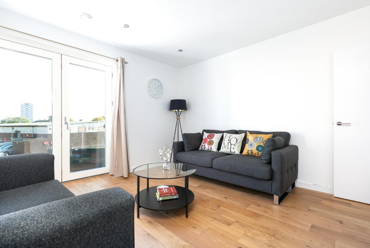 Skyvillion - Olympic View London Stratford Apartment Ngoại thất bức ảnh