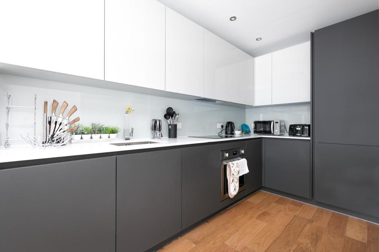 Skyvillion - Olympic View London Stratford Apartment Ngoại thất bức ảnh