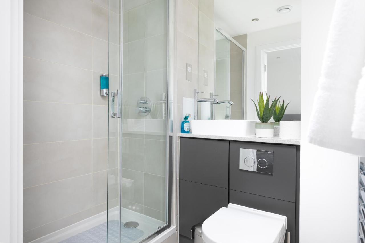 Skyvillion - Olympic View London Stratford Apartment Ngoại thất bức ảnh