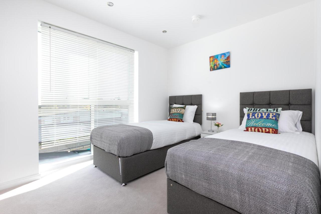 Skyvillion - Olympic View London Stratford Apartment Ngoại thất bức ảnh